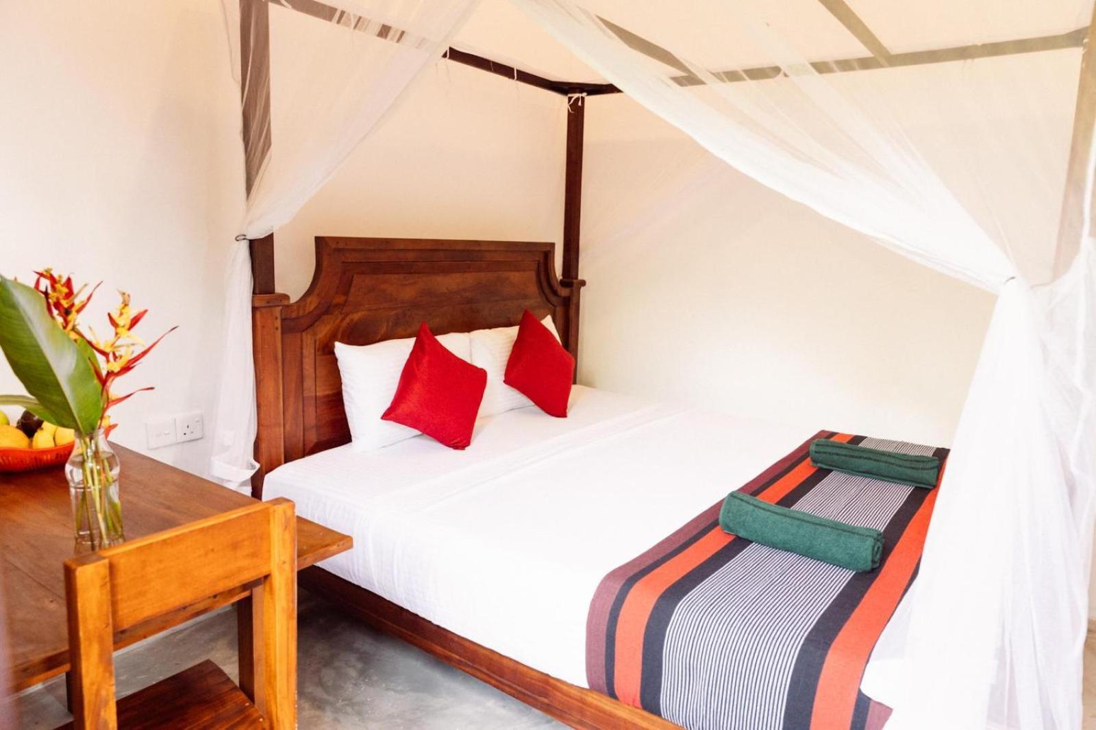 Hiriketiya Ladina Homestay Dikwella Sur Exterior foto